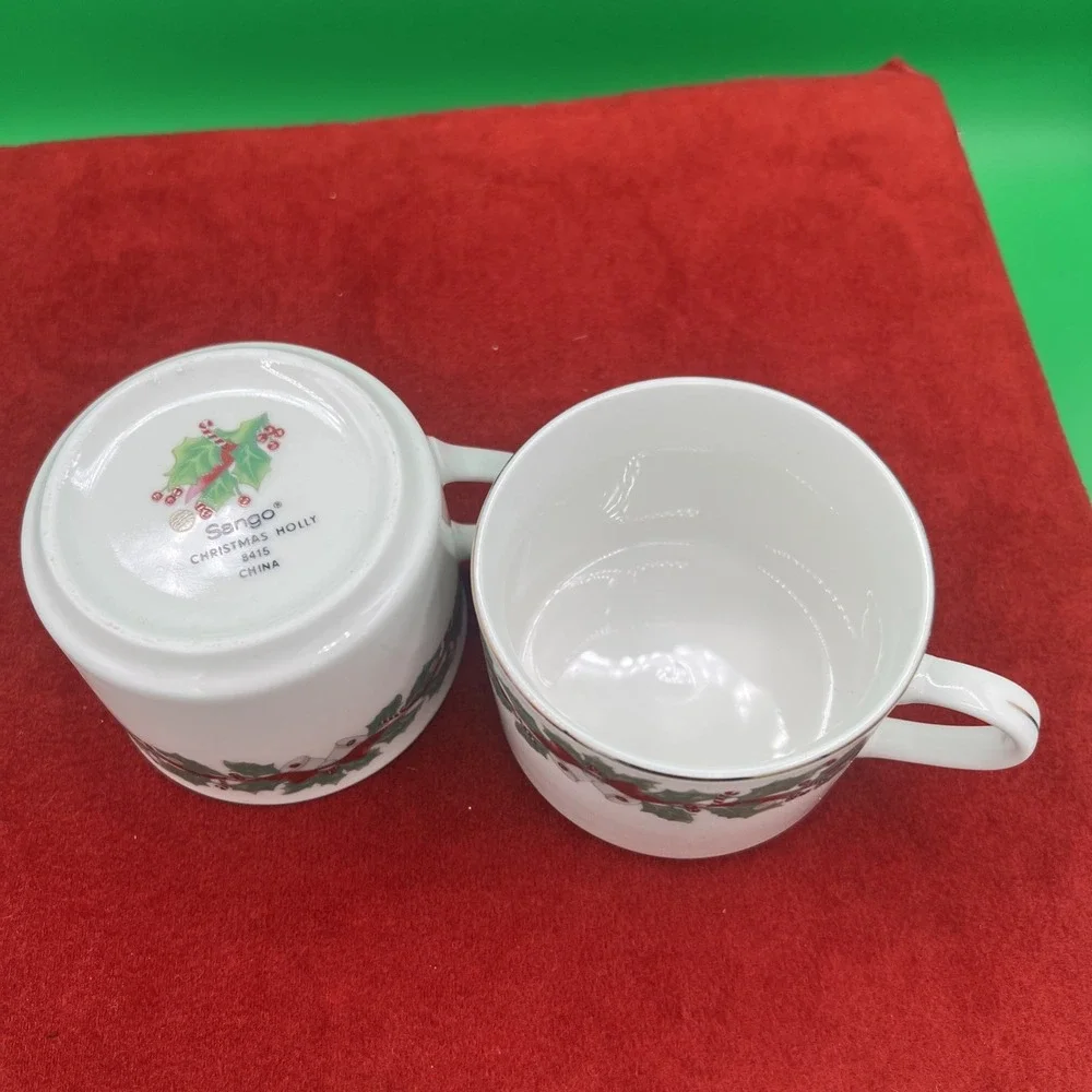 1990 Sango Christmas Holly Teacups 2 Pc Sets Candy Canes Bells 8415 Gold Rim‎